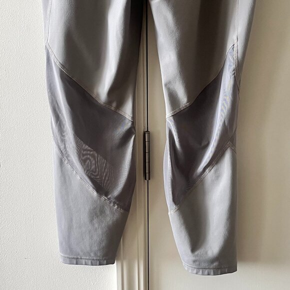 Athleta Eclipse 7/8 Tight Leggings Grey XL - Picture 7 of 9